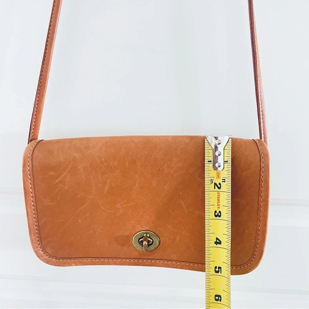 Coach Vintage Leather Tan Single Flap Crossbody Shoulder Cognac Bag - Picture 6 of 16